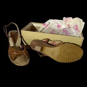 Candie’s Tobacco Brown Wedge Sandals – Size 5½ M